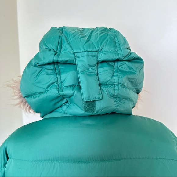 LL Bean Goosedown Puffer Coat with Removable Hood - Picture 15 of 16